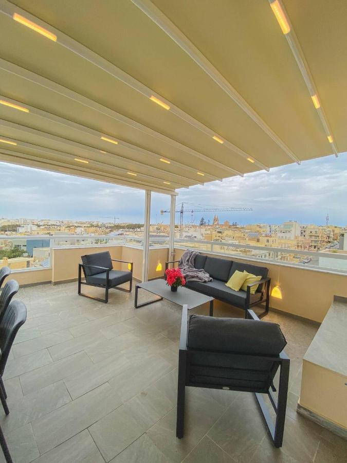 The Blue Mill Penthouse With Beautiful Views Appartement Naxxar Buitenkant foto