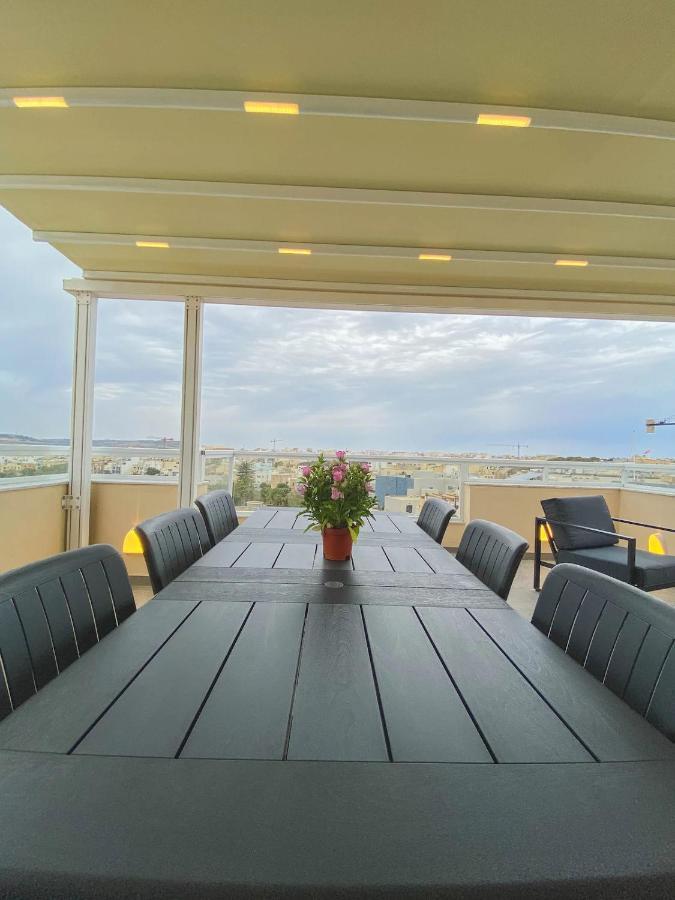 The Blue Mill Penthouse With Beautiful Views Appartement Naxxar Buitenkant foto
